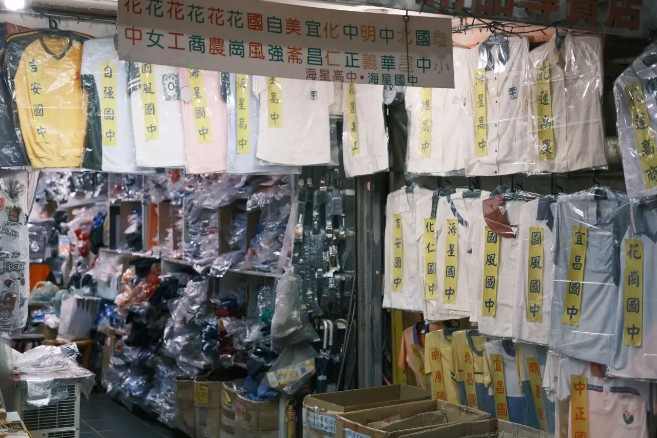 毛发再生方案怎么选：药物、养护与植发手术的适用人群对比