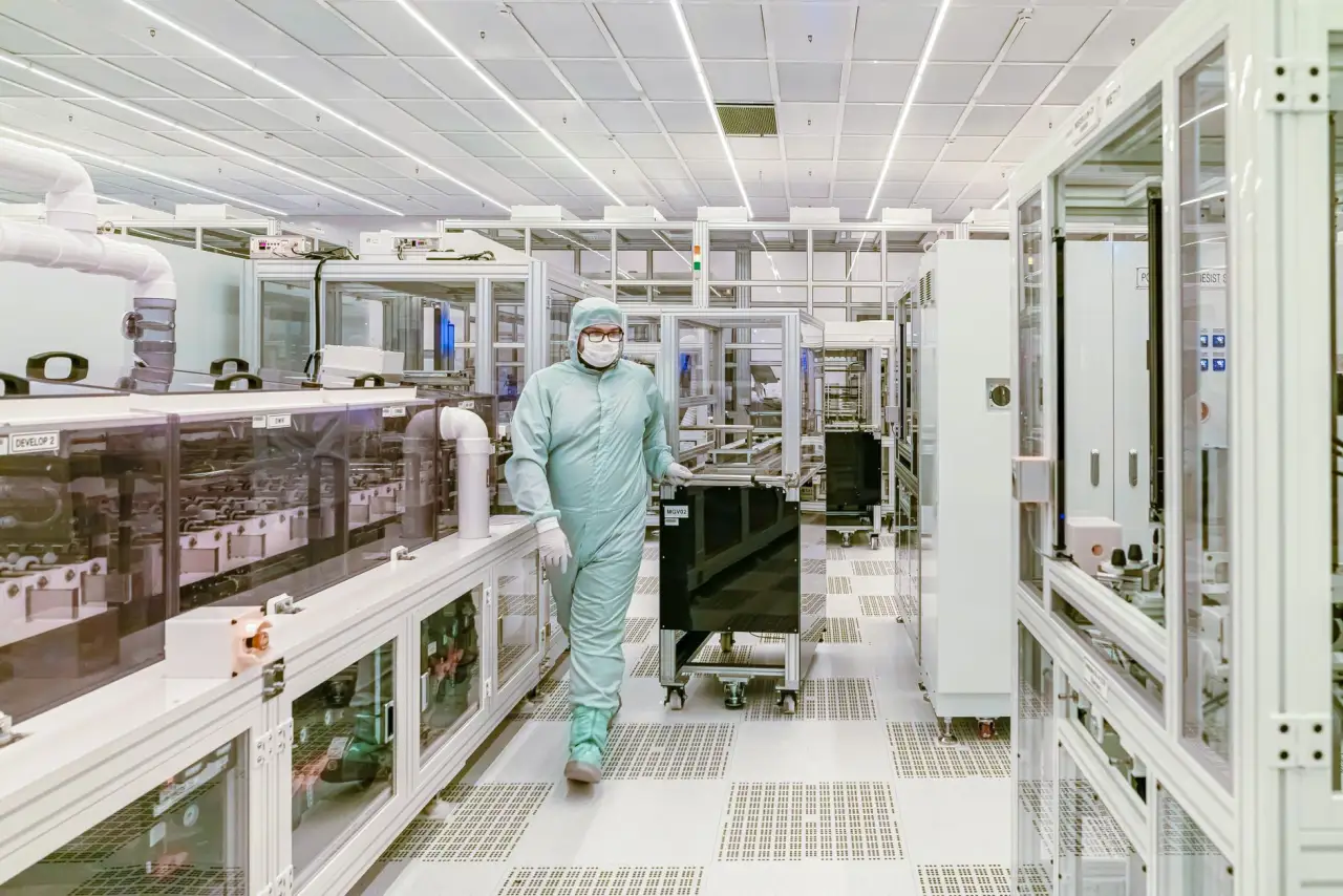 2025年毛发再生技术新进展：从FUE到毛囊体外激活